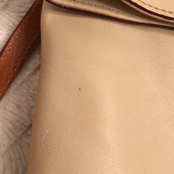 Dooney & Burke Crossbody with toggle closure - Picture 7 of 7